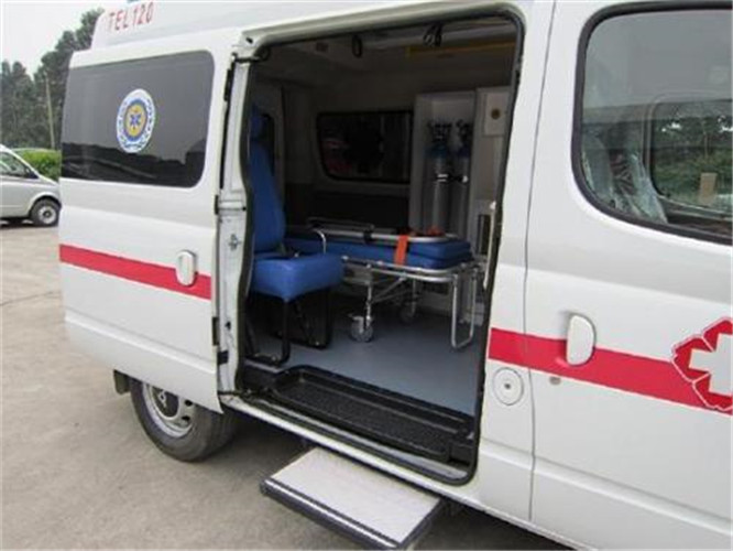 临河救护车出租服务案例7